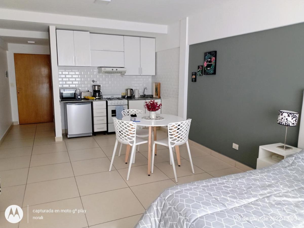 Luminoso Y Calido Monoambiente En San Telmo. Apartment บัวโนสไอเรส ภายนอก รูปภาพ